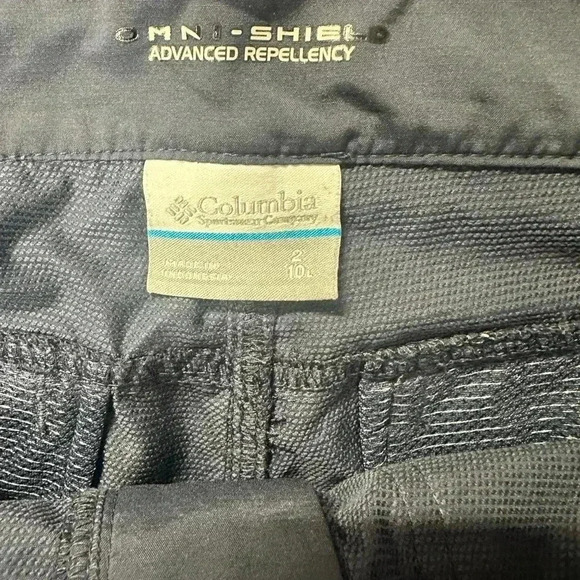 Columbia Muted Blue-Gray Bermudas - Picture 3 of 4